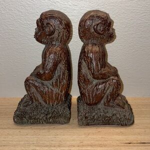 Melannco Pair of Chimpanzee Bookends